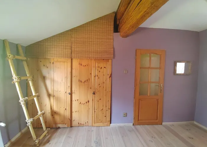 West Bohemian Home, 208 펜션
